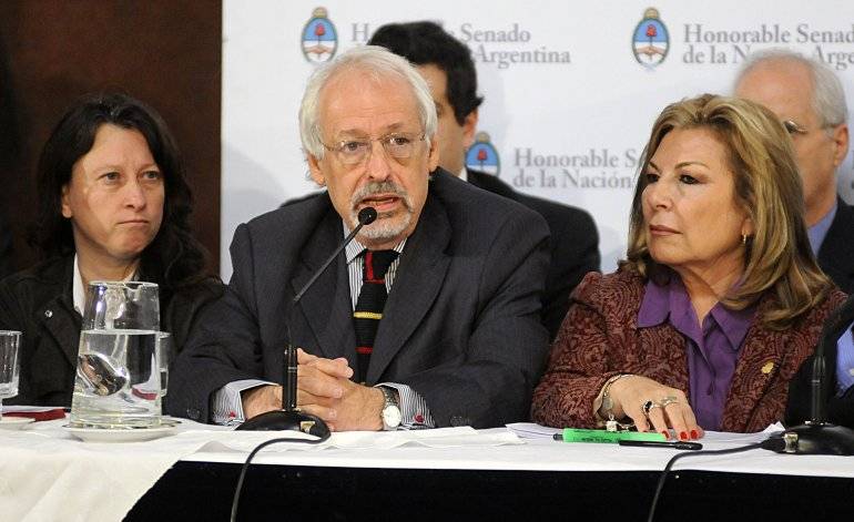 El macrismo orquestó un ataque contra Verbitsky tras su nota contra Macri El macrismo orquestó un ataque contra Verbitsky tras su nota contra Macri | El Destape
