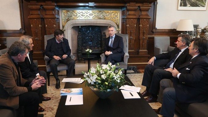 Macri le prometió al campo que no subirá retenciones a las exportaciones Macri le prometió al campo que no subirá retenciones a las exportaciones | El Destape