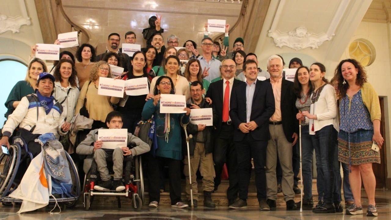 La Legislatura porteña creó la Comisión para Personas con Discapacidad La Legislatura porteña creó la Comisión para Personas con Discapacidad | El Destape