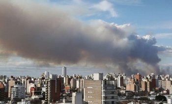 Grave incendio en Rosario invadió de humo la ciudad | Rosario