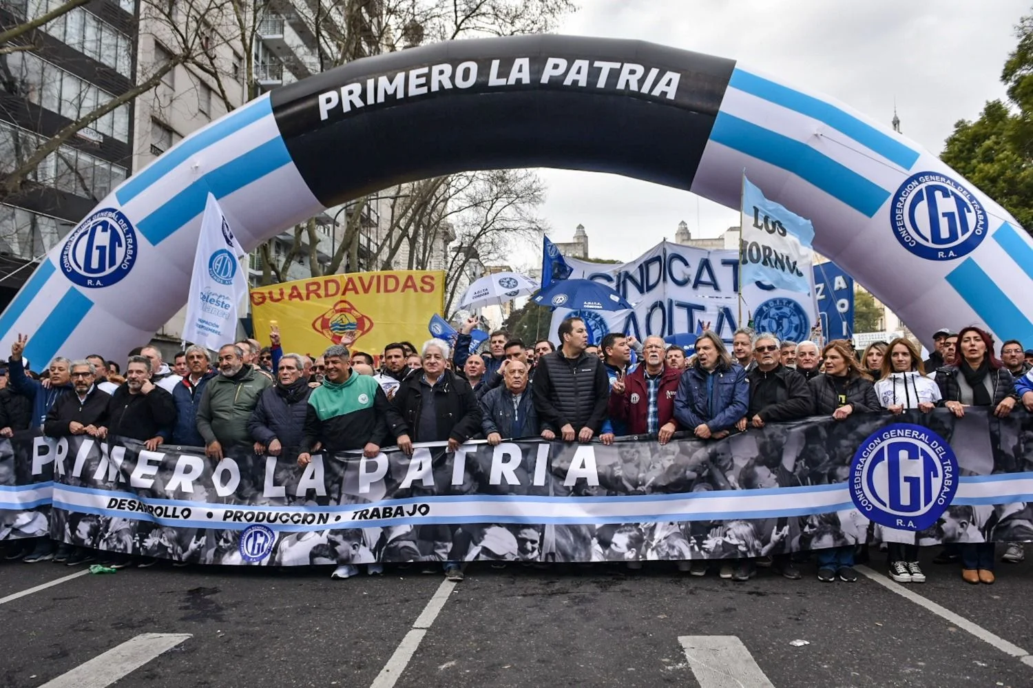 CGT, en plena marcha: "Los empresarios no pueden vivir remarcando" 3 1660764703717