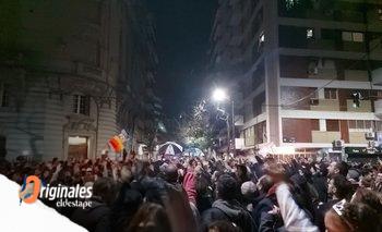 Apoyo a CFK: marcha y vigilia frente a su casa en expresión de respaldo | Lawfare