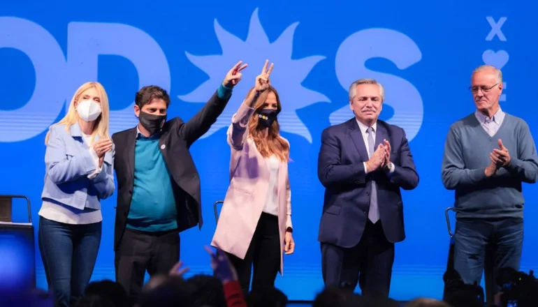 Elecciones 2021: Alberto Fernández cerró la campaña en Provincia y dijo que la mejor política económica "fue la vacuna"