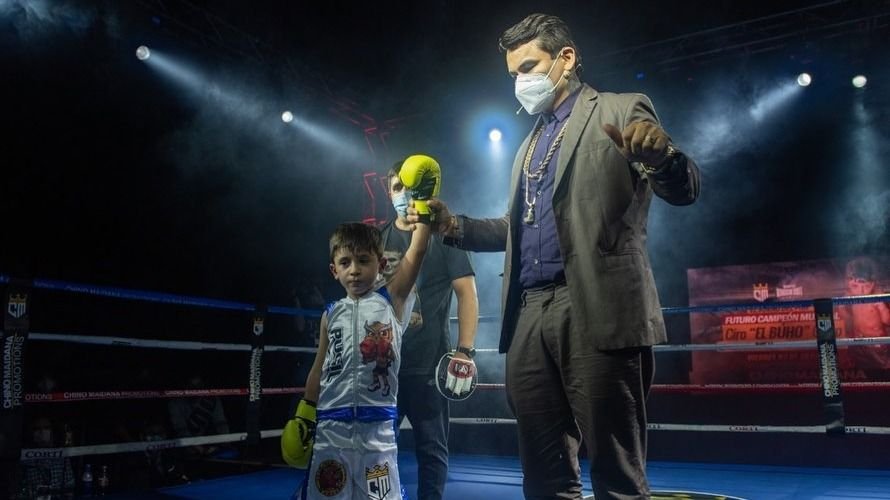 Ciro tiene 7 a os es una de las promesas en el boxeo argentino y