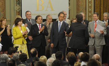 Scioli criticó a la oposición: "Repiten como loros la palabra cambio" | Dilma rousseff