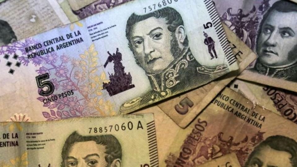 El dólar subió cinco centavos y cerró a $ 60,58