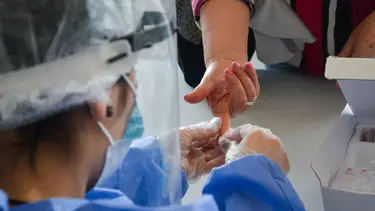 Coronavirus: casi 15 mil casos en un día y crecen en el interior