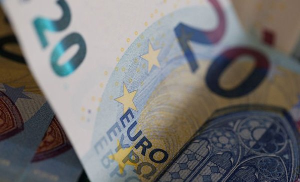 euro-blue-hoy-a-cu-nto-cotiza-este-lunes-8-de-noviembre-el-destape