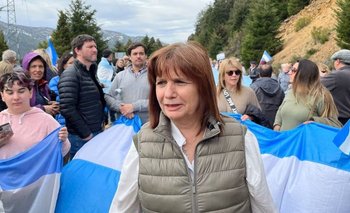 Patricia Bullrich viajó a Bariloche para participar del banderazo en Masrcardi | Pueblos originarios
