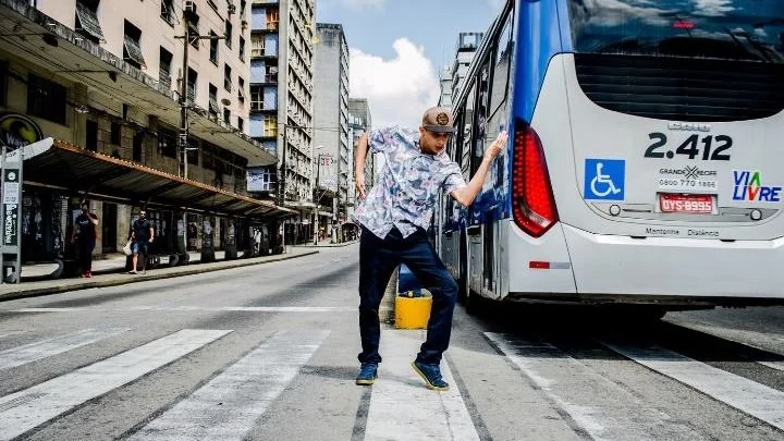 El arte urbano: la danza y el teatro