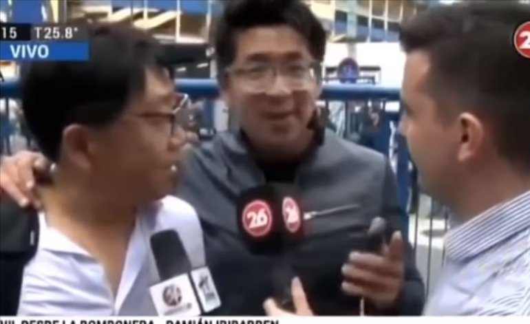 Indignante: un cronista de Flavio Azzaro se burló de un periodista chino y lo cruzaron en vivo Indignante: un cronista de Flavio Azzaro se burló de un periodista chino y lo cruzaron en vivo | El Destape