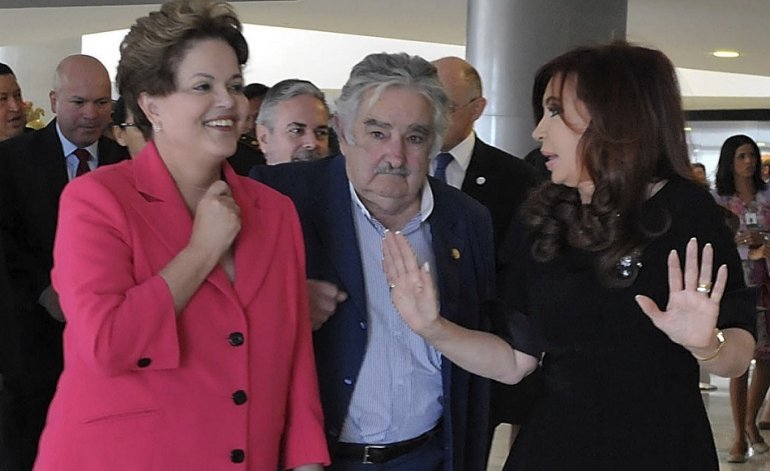 G20: el contraste con la "contracumbre" de Cristina Kirchner, Dilma Rousseff y José Mujica G20: el contraste con la "contracumbre" de Cristina Kirchner, Dilma Rousseff y José Mujica | El Destape
