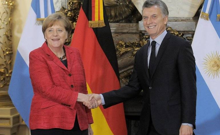 Peligra la asistencia de Merkel al G20 por un problema técnico en el avión que viajaba Peligra la asistencia de Merkel al G20 por un problema técnico en el avión que viajaba | El Destape