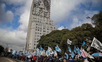 Trabajar para defender el bolsillo, la producción y el trabajo argentino | Día de la militancia