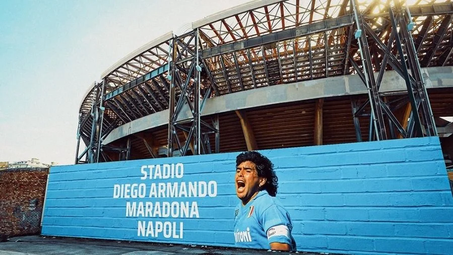 El estadio de Napoli fue bautizado Diego Armando Maradona