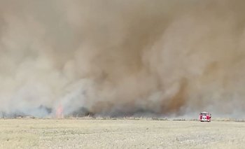 Continúan los incendios en cuatro provincias y las temperaturas imposibilitan la extinción | Incendios en argentina