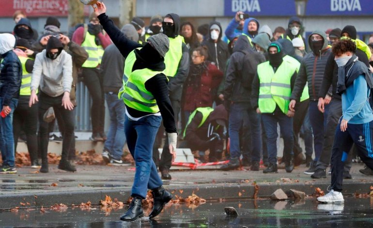Crece la tensión en Europa | Los "chalecos amarillos" se extendieron a Bélgica y hay conflictos Crece la tensión en Europa | Los "chalecos amarillos" se extendieron a Bélgica y hay conflictos | El Destape