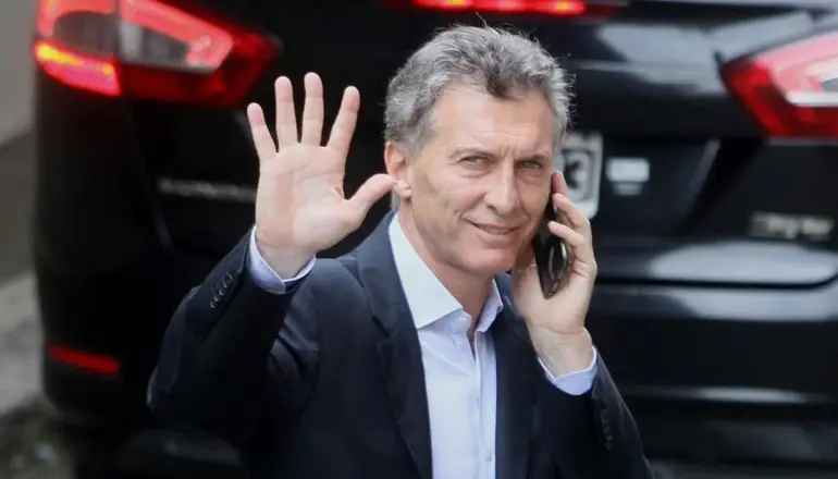 Temen que Mauricio Macri se fugue a Suiza