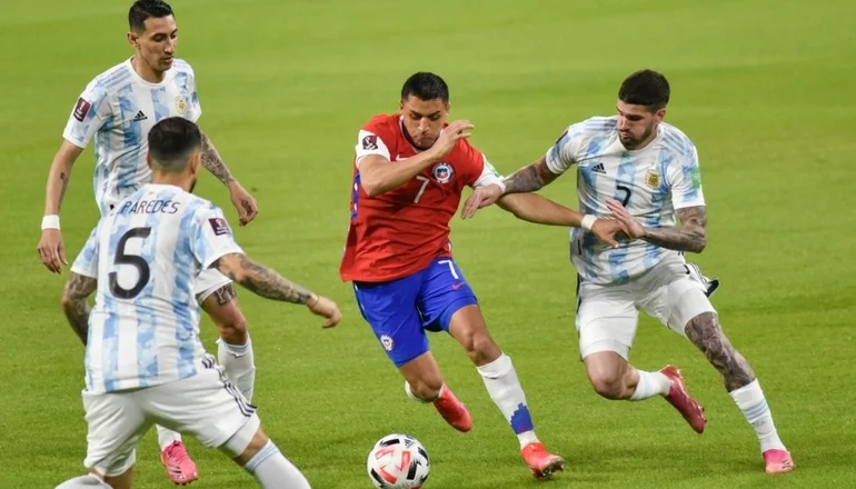 chile-argentina-clasificatorias-_crop1622769318862.webp_242310155