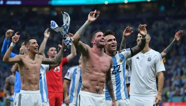 Argentina le ganó a Países Bajos y es uno de los mejores cuatro equipos del mundo