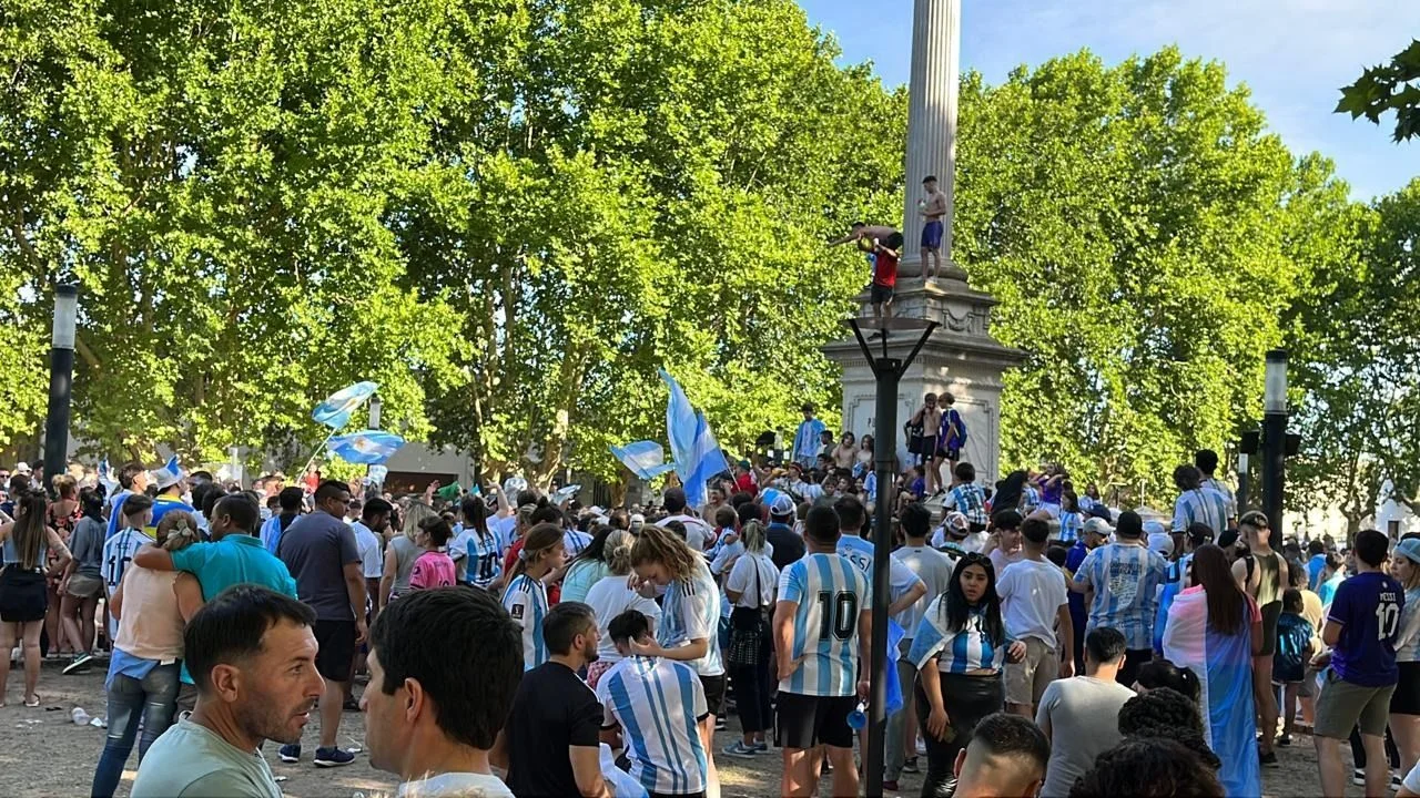 La Provincia de Buenos Aires es una fiesta y la gente festeja en todos los distritos