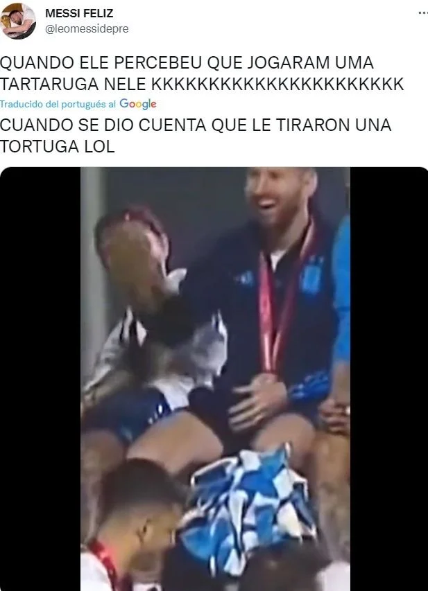 La insólita reacción de Messi: le tiraron una tortuga para cargar a Mbappé
